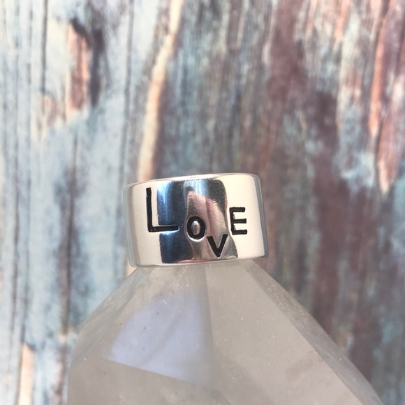Wide band silver LOVE ring - Picture 2 of 6